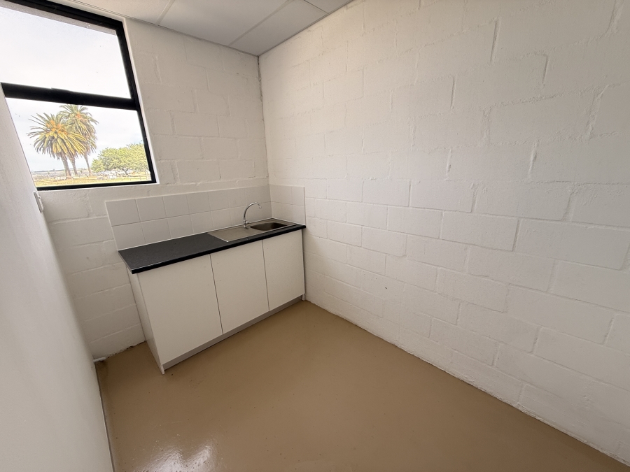 To Let Commercial Property for Rent in Malmesbury Industria Western Cape